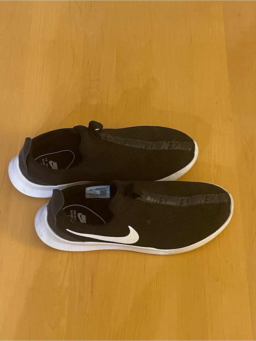 NIKE VIALE WOMENS RUNNING SHOE - Picture 2 of 4